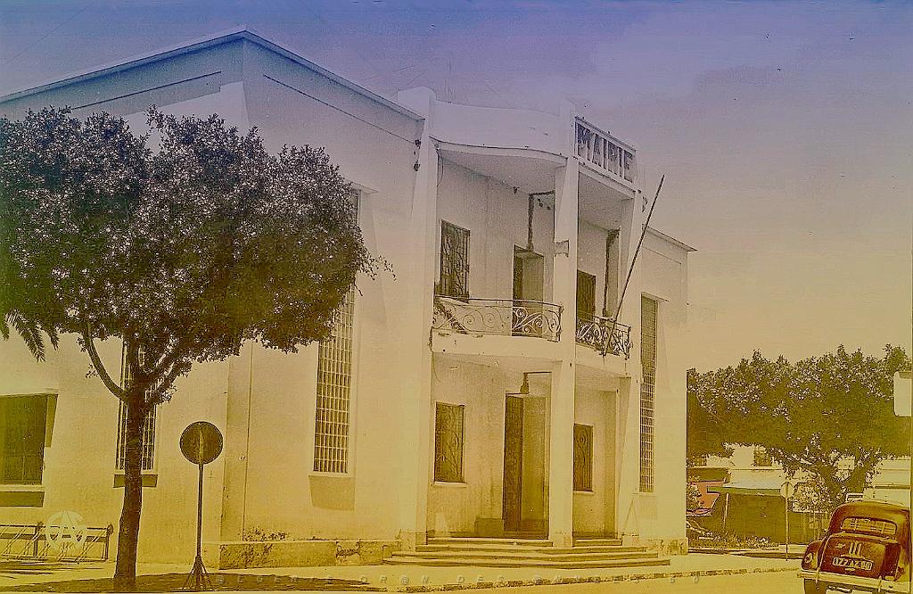 Perregaux 10- Mairie.jpg